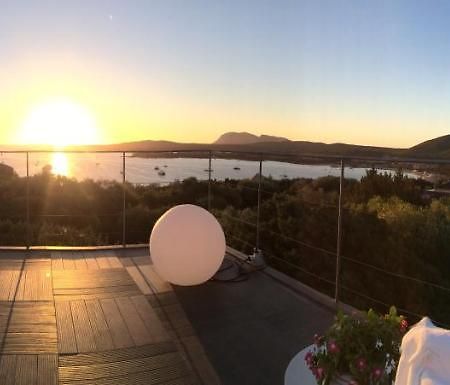 Villa 4 Porto Rotondo Buitenkant foto